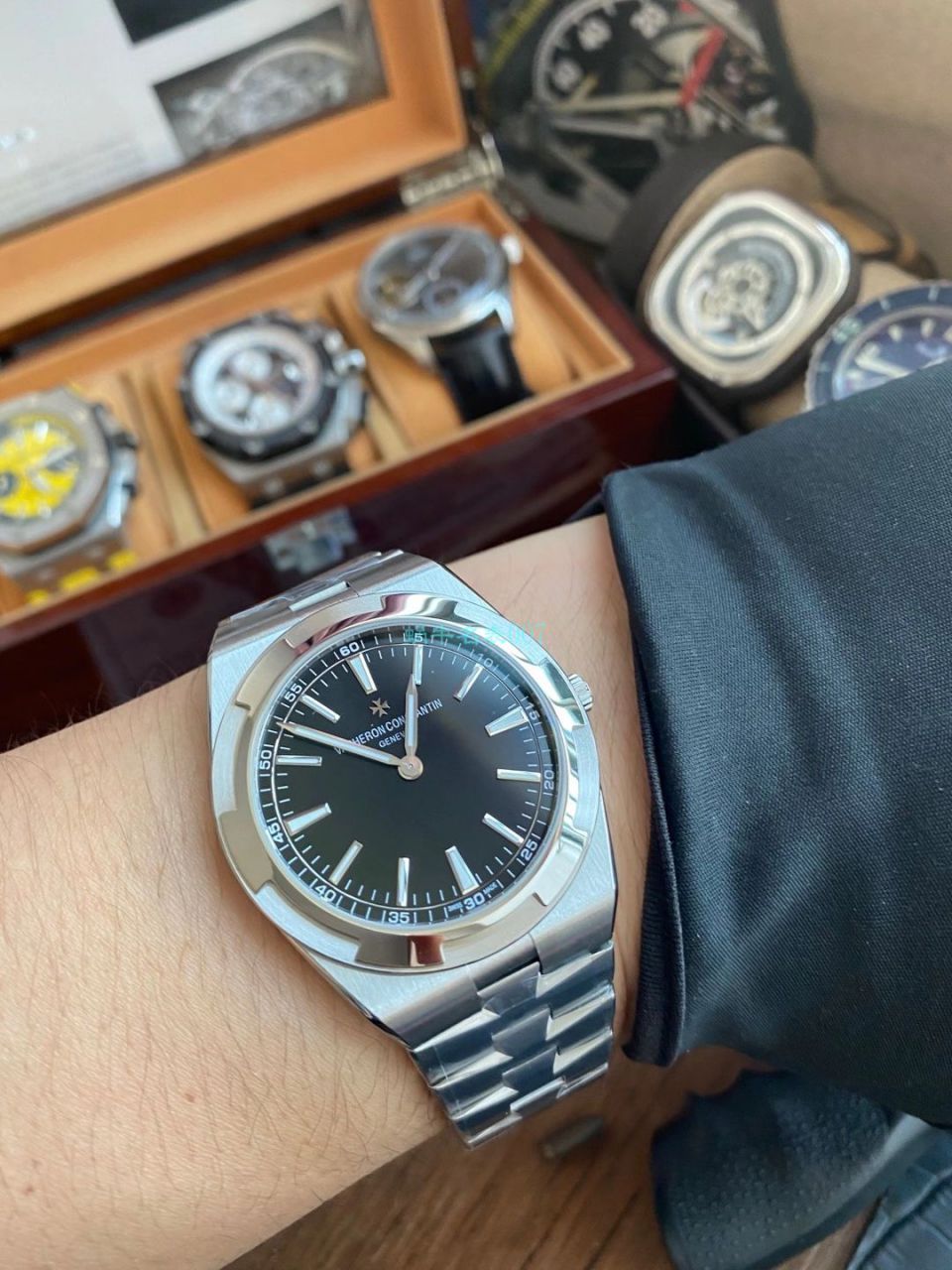 XF厂江诗丹顿纵横四海1比1复刻高仿手表海外超薄2000v黑面 / JS233