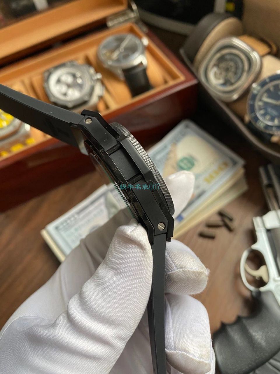 【视频评测顶级复刻手表最靠谱的商家】宇舶陀飞轮304.TX.1170.LR 不同版本对比视频 / YB112