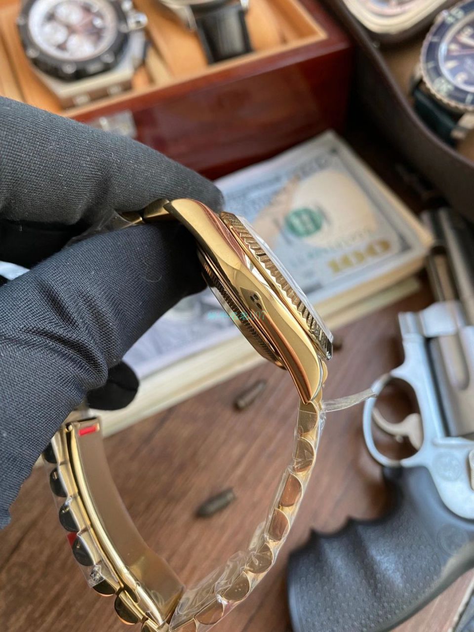 劳力士特别版极简星期日历型day-date顶级复刻高仿无字天书腕表 / R691