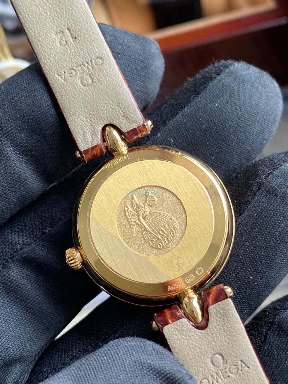 3S厂欧米茄碟飞典雅Dewdrop女装424.53.27.60.55.001，424.58.27.60.55.001腕表 / M776