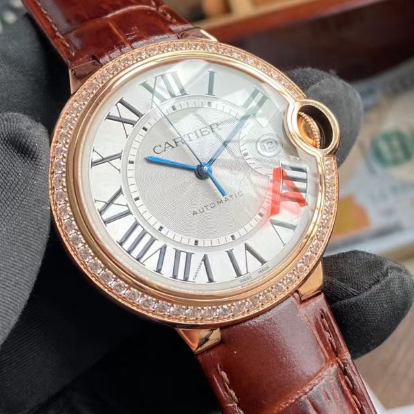 V6厂卡地亚蓝气球男装42毫米WJBB0035超A高仿手表