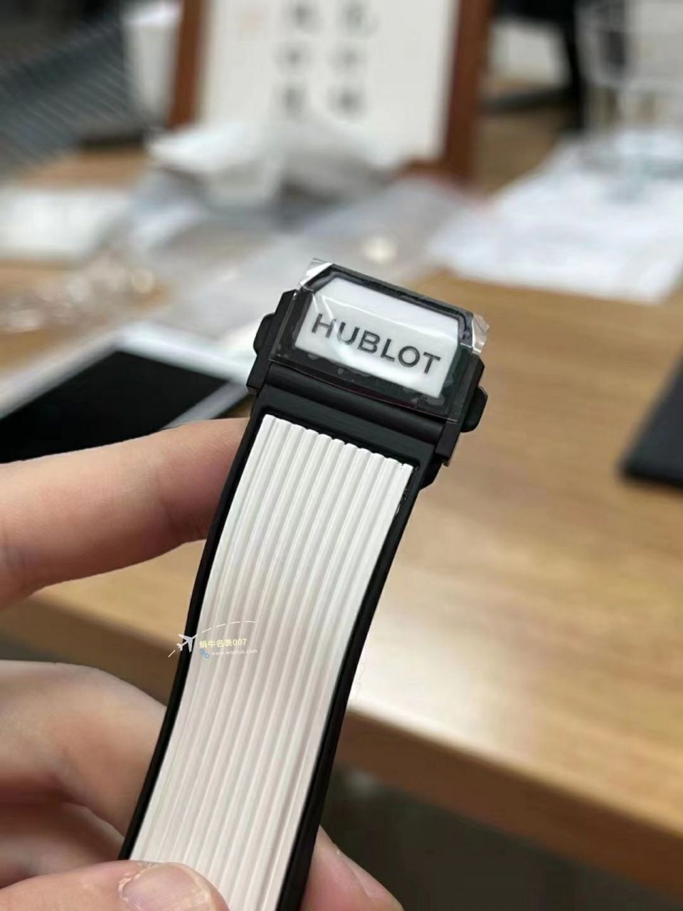 视频评测ZF顶级复刻高仿彩面陶瓷宇舶系列441.HX.1170.RX，441.CY.471Y.RX腕表 / YB121