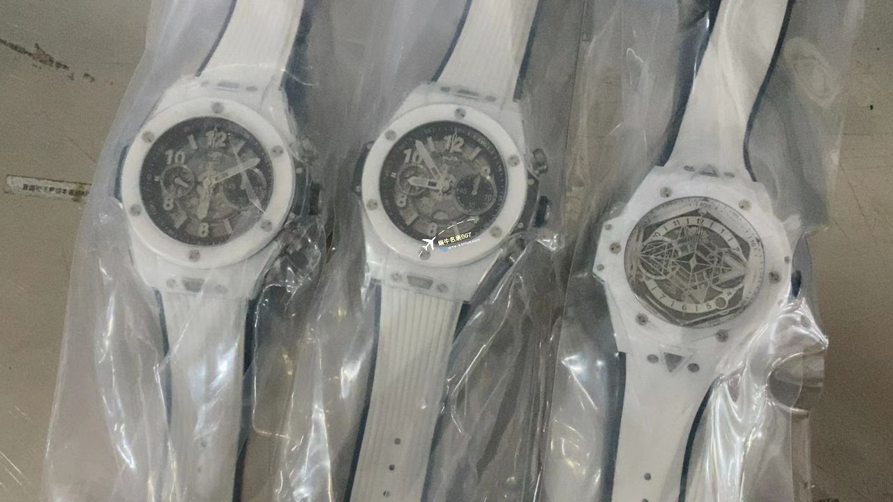 视频评测ZF顶级复刻高仿彩面陶瓷宇舶系列441.HX.1170.RX，441.CY.471Y.RX腕表 / YB121