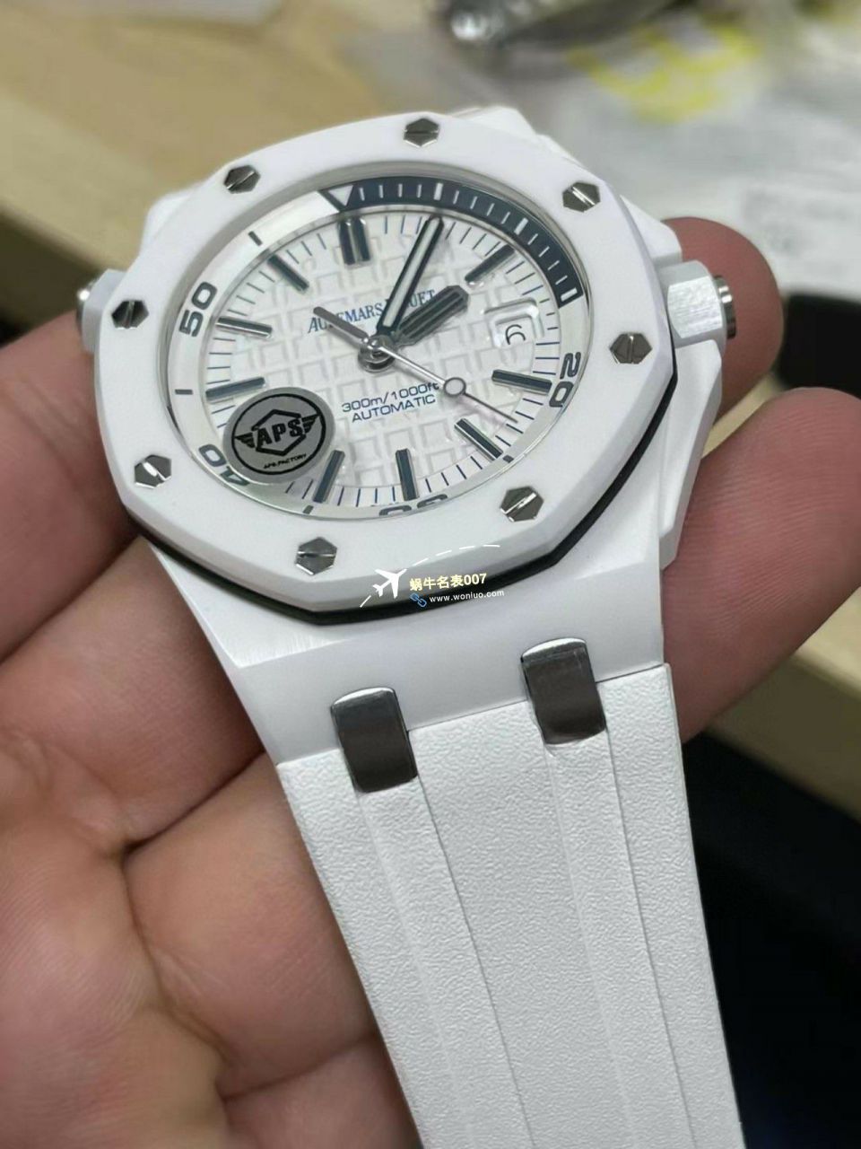 APS厂一比一复刻手表爱彼皇家橡树离岸型15707CB.OO.A010CA.01和15707CE.OO.A002CA.01 / AP227