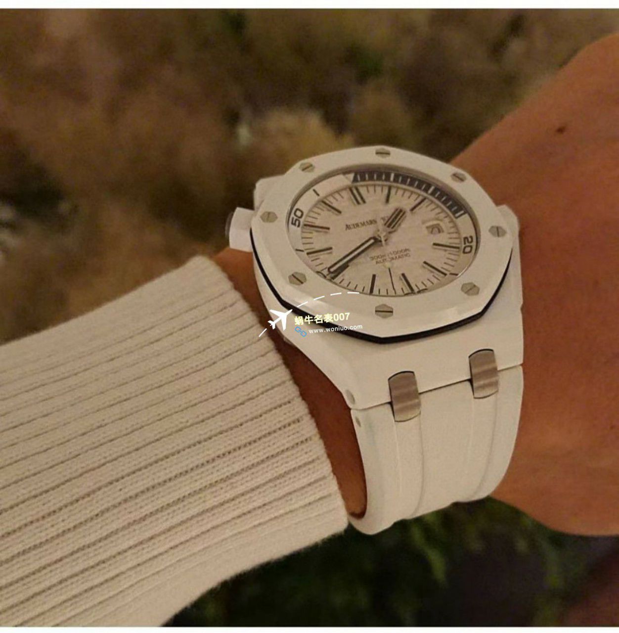 APS厂一比一复刻手表爱彼皇家橡树离岸型15707CB.OO.A010CA.01和15707CE.OO.A002CA.01 / AP227