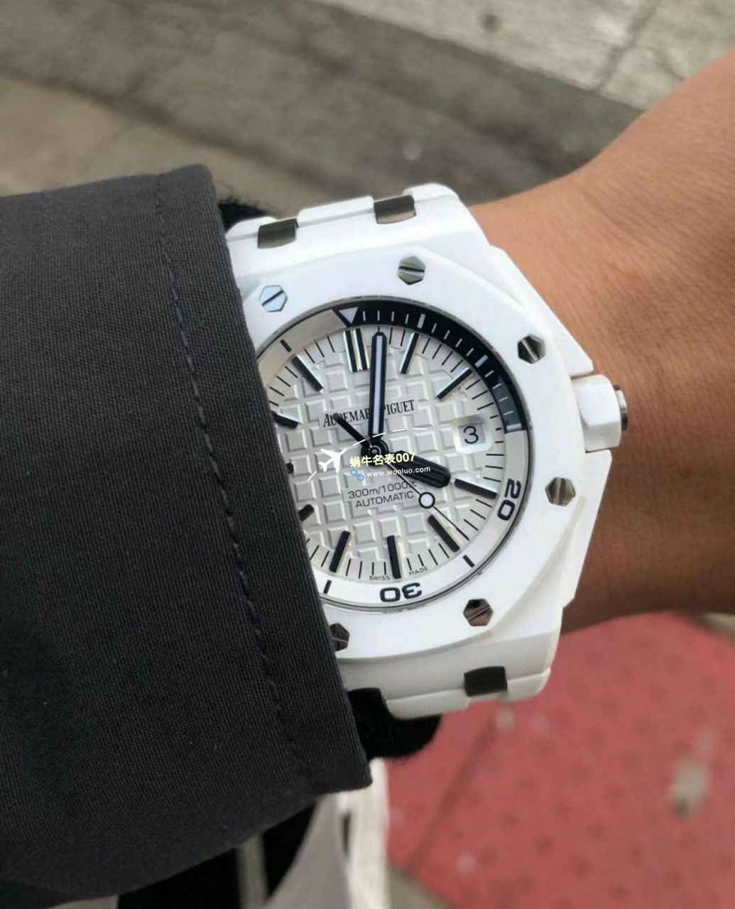 APS厂一比一复刻手表爱彼皇家橡树离岸型15707CB.OO.A010CA.01和15707CE.OO.A002CA.01 / AP227