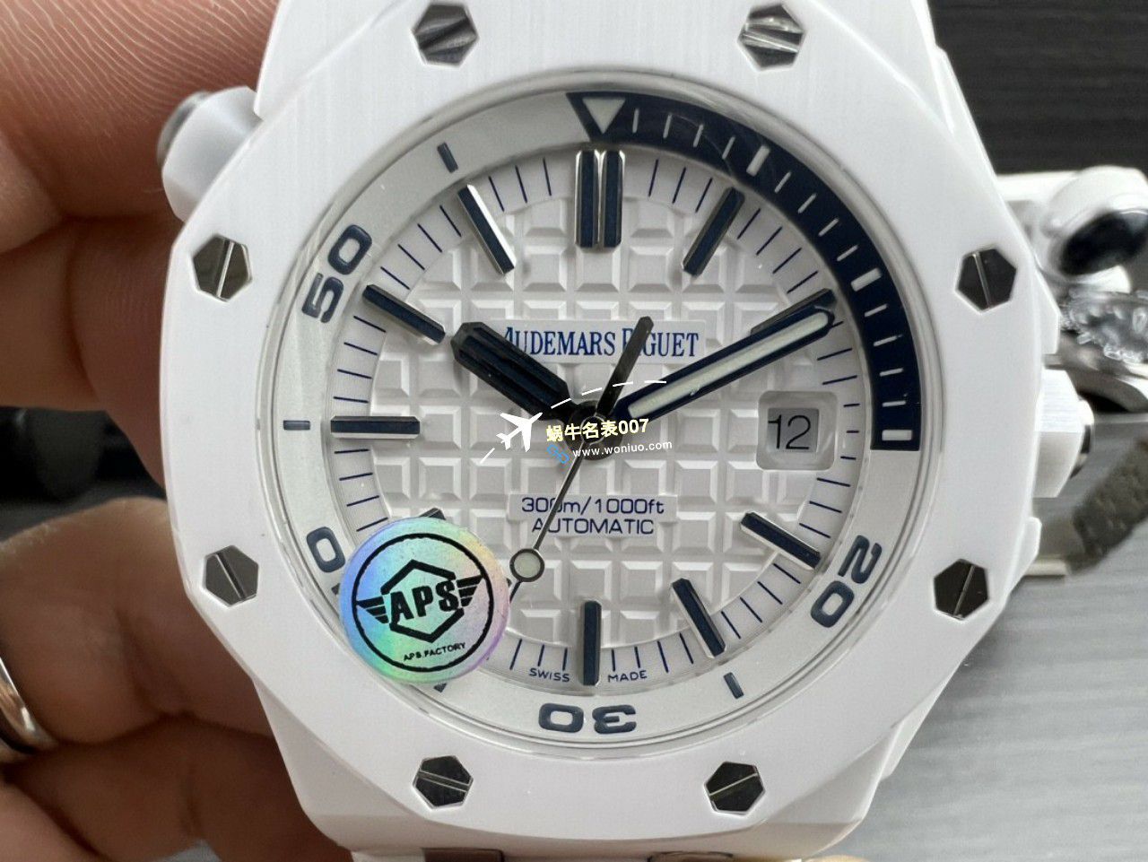 APS厂一比一复刻手表爱彼皇家橡树离岸型15707CB.OO.A010CA.01和15707CE.OO.A002CA.01 / AP227