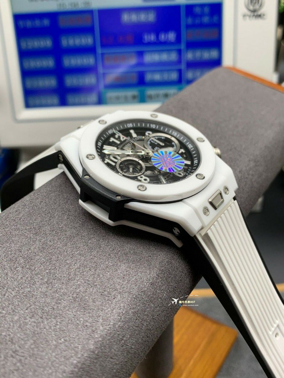 视频评测ZF顶级复刻高仿彩面陶瓷宇舶系列441.HX.1170.RX，441.CY.471Y.RX腕表 / YB121