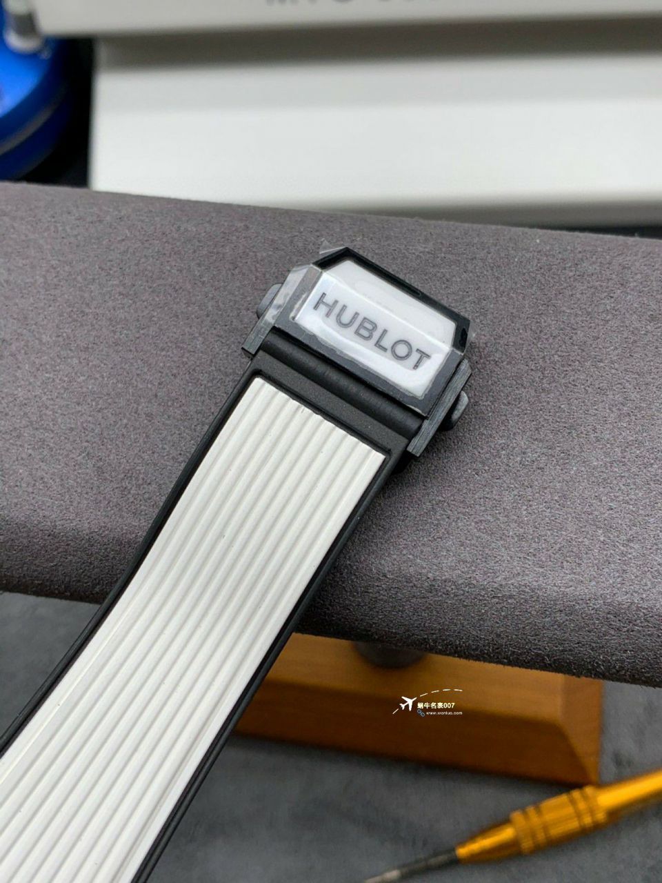 视频评测ZF顶级复刻高仿彩面陶瓷宇舶系列441.HX.1170.RX，441.CY.471Y.RX腕表 / YB121