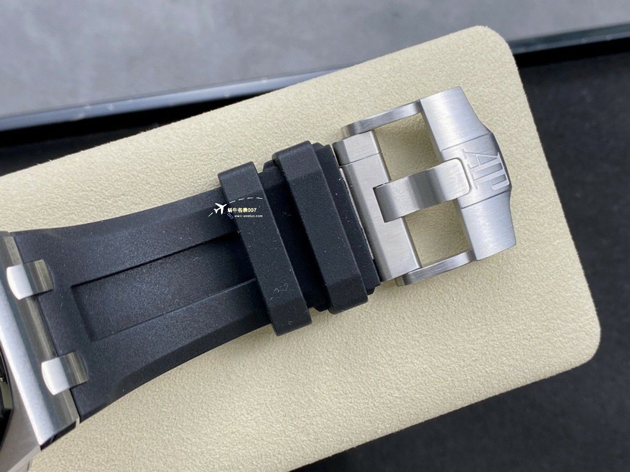 APF厂一比一顶级复刻高仿手表爱彼皇家橡树离岸型15720ST.OO.A027CA.01四颜面腕表 / AP230