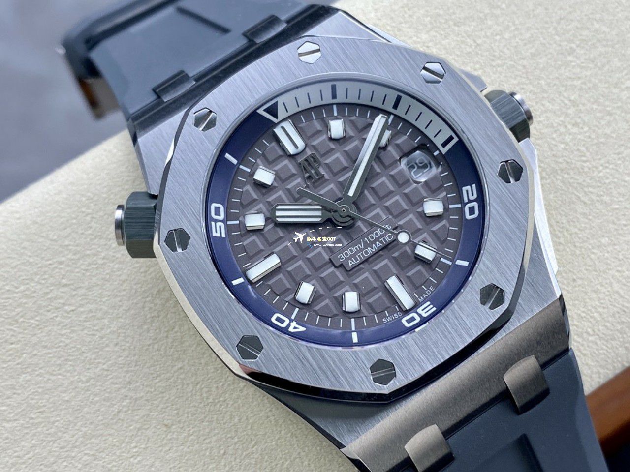 APF厂一比一顶级复刻高仿手表爱彼皇家橡树离岸型15720ST.OO.A027CA.01四颜面腕表 / AP230