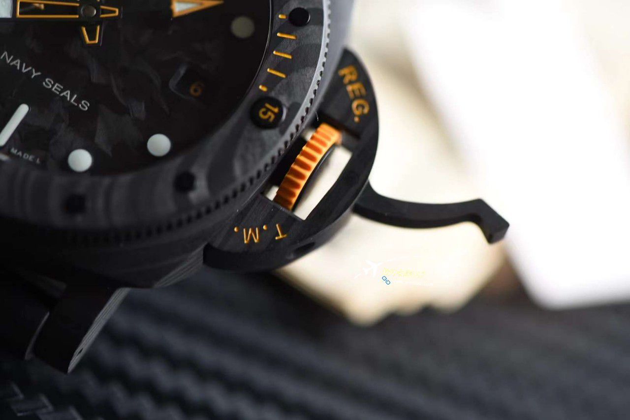 VS厂一比一顶级复刻高仿手表沛纳海PAM01324、PAM1324全碳纤维 / VSPAM01324