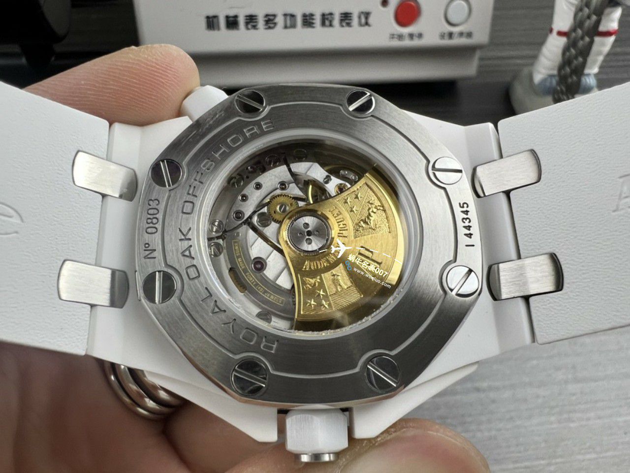 APS厂一体机爱彼皇家橡树离岸型白黑陶瓷复刻高仿手表15707CB.OO.A010CA.01，15707CE.OO.A002CA.01 / AP239