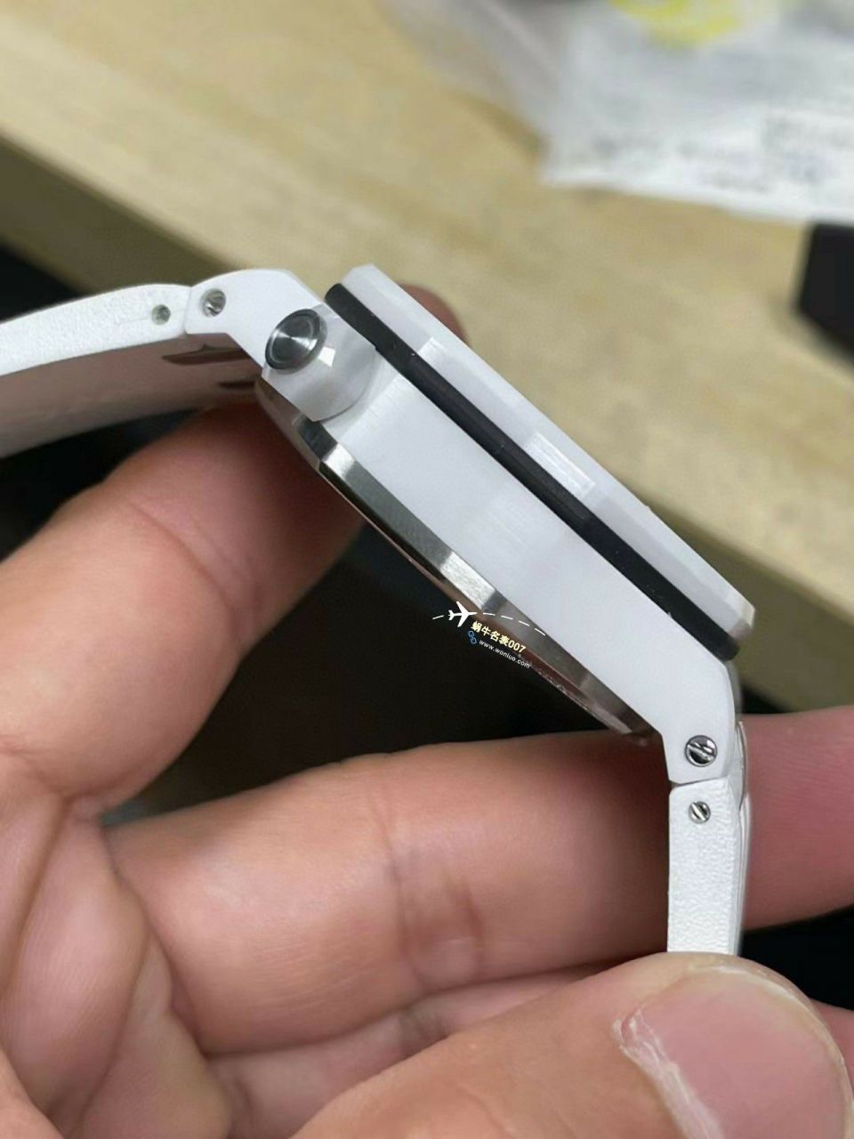 APS厂一体机爱彼皇家橡树离岸型白黑陶瓷复刻高仿手表15707CB.OO.A010CA.01，15707CE.OO.A002CA.01 / AP239