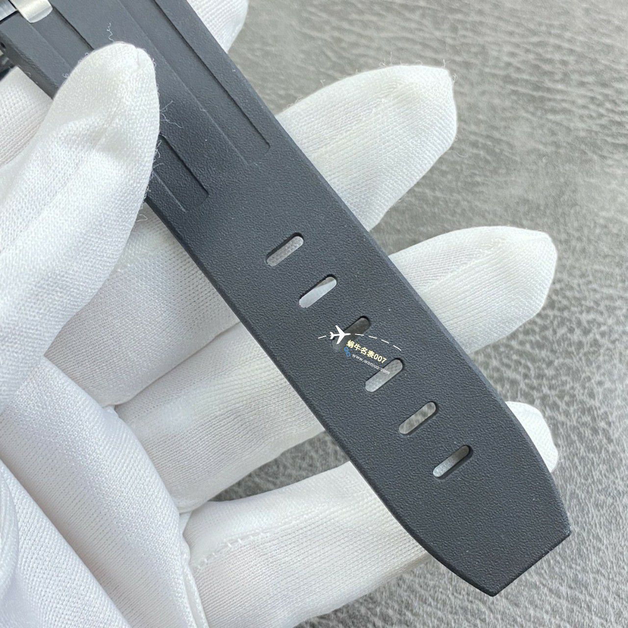 APS厂一体机爱彼皇家橡树离岸型白黑陶瓷复刻高仿手表15707CB.OO.A010CA.01，15707CE.OO.A002CA.01 / AP239