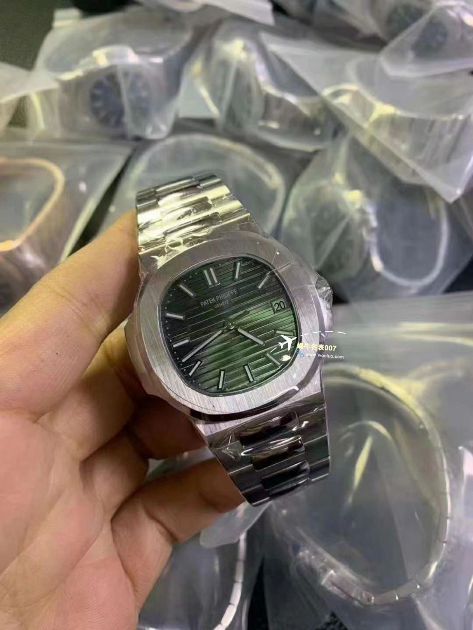 【视频评测】3K一体机百达翡丽绿面鹦鹉螺一比一高仿复刻5711/1A-014手表 / BD386