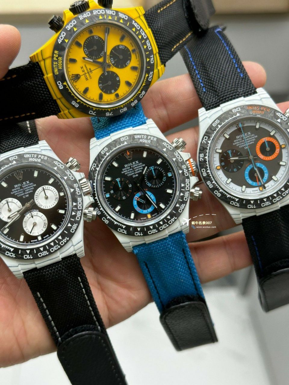 【视频评测】一比一顶级复刻高仿手表Diw顶配碳纤维迪通拿 / R808