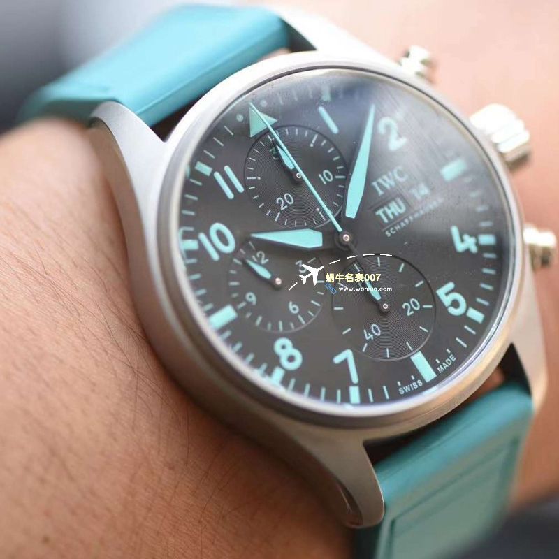 【视频评测】TW厂顶级复刻手表IWC万国飞行员高仿IW388108腕表