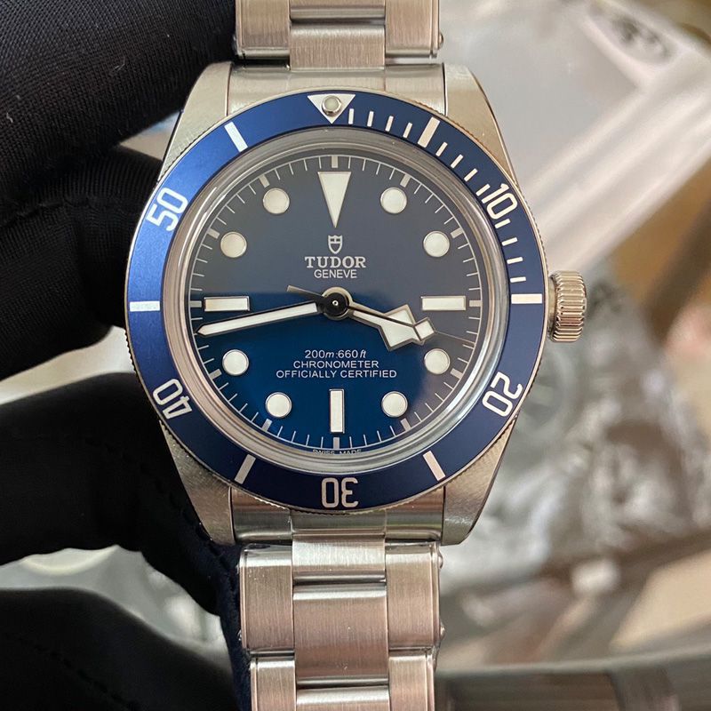 ZF 帝舵 39mm 小蓝花一比一复刻高仿手表 M79230B