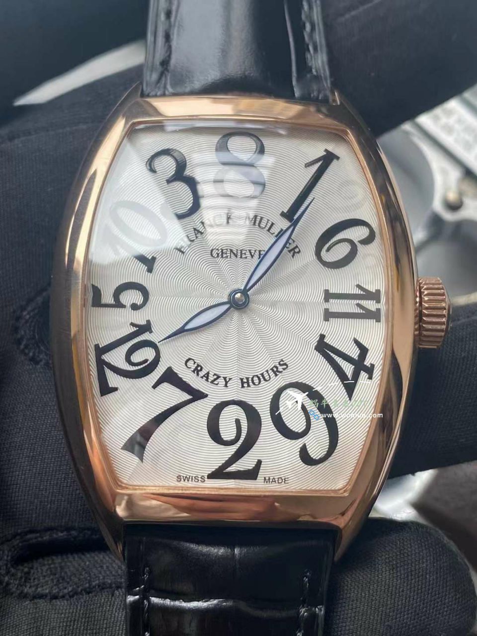 视频评测法穆兰CRAZY HOURS 系列8880 CH 顶级复刻高仿乱跳时间玫瑰金表壳黑面时标白盘腕表 / FL082