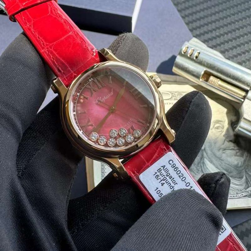 YF萧邦顶级复刻高仿女表HAPPY SPORT红面贝母系列275378-5005腕表