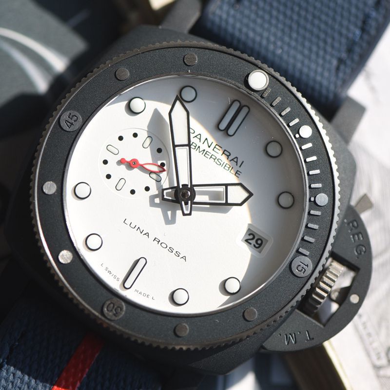 vs新款沛纳海Ti-ceramitech潜行系列高仿PAM01543腕表