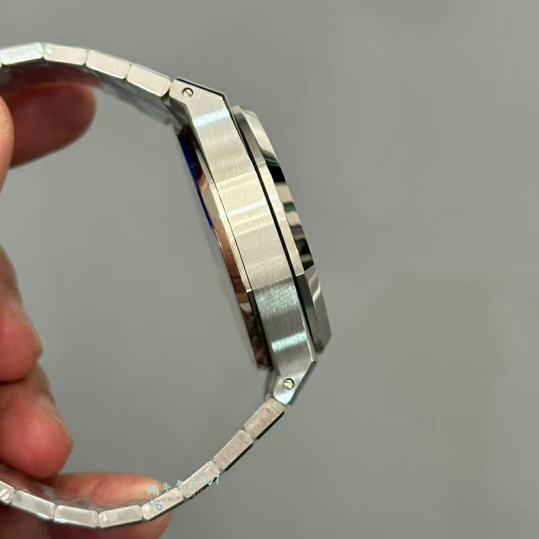 APS爱彼皇家橡树顶级复刻高仿手表26240BC.OO.1320BC.01腕表 / AP307