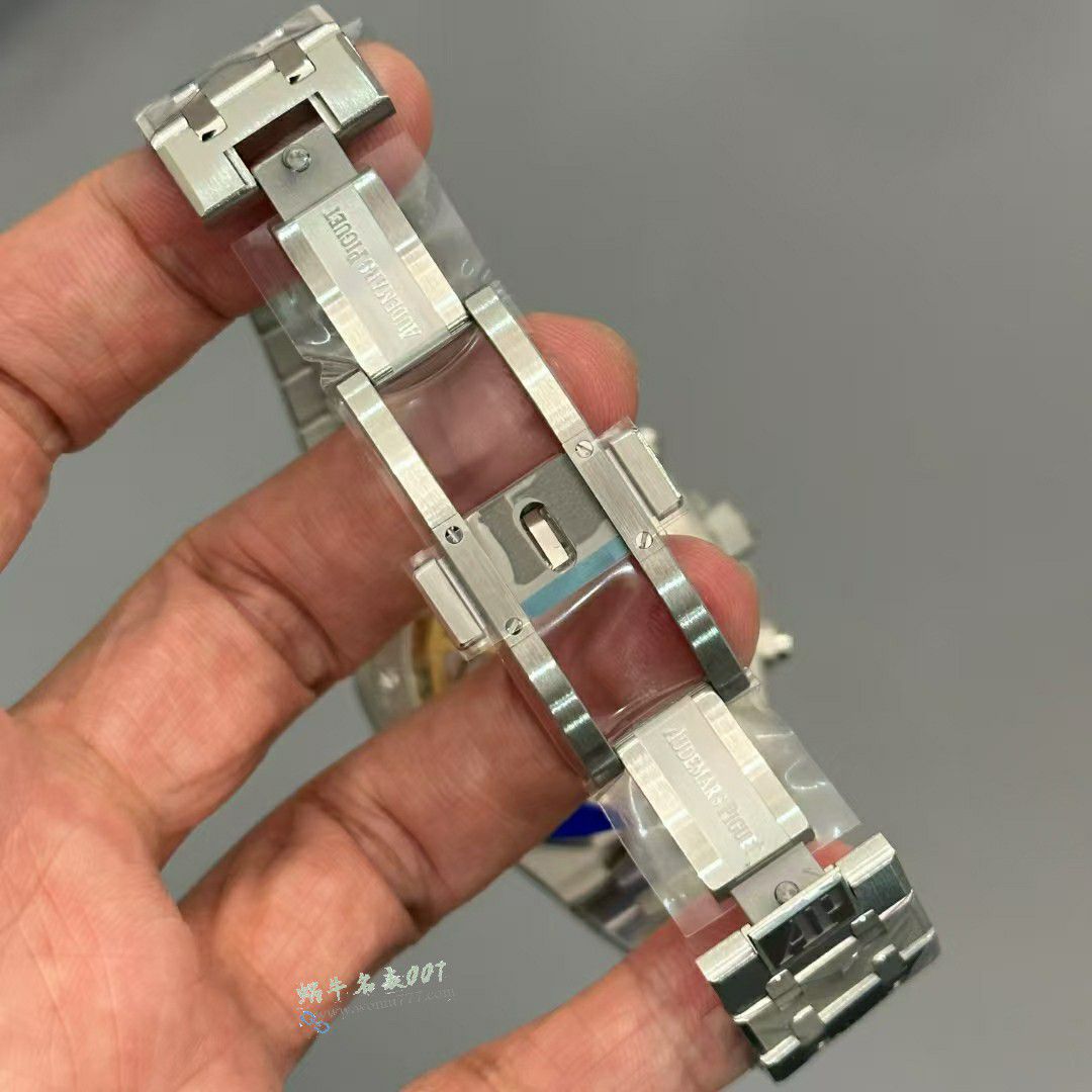 APS爱彼皇家橡树复刻高仿26240OR.OO.1320OR.05腕表 / AP309