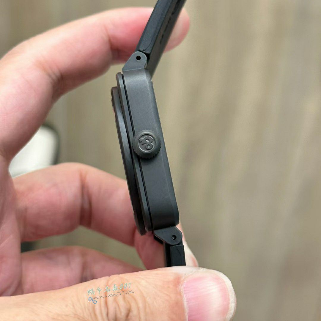 M+柏莱士一比一复刻手表INSTRUMENTS系列BR03A-HER-CE/SCA腕表 / BR066