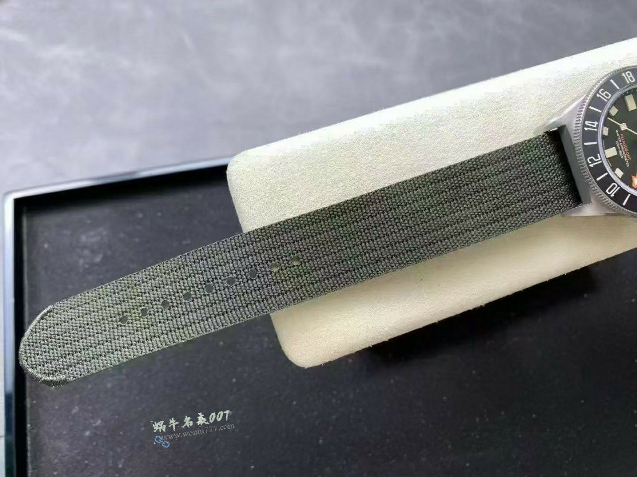 M+帝舵领潜型系列最好复刻手表网站M2542G247NU-0002腕表 / DT088