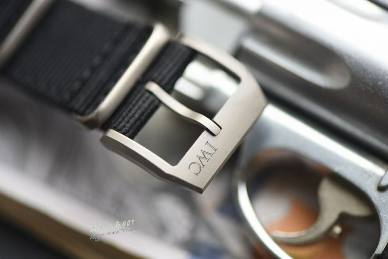 IWC万国表 TOP GUN飞行员一比一复刻高仿手表IW326901腕表 / WG650