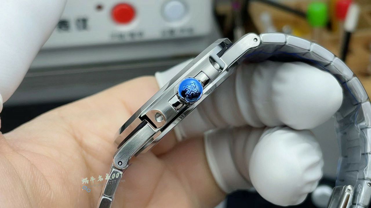 【视频评测】3K一体机百达翡丽绿面鹦鹉螺一比一高仿复刻5711/1A-014手表 / BD386