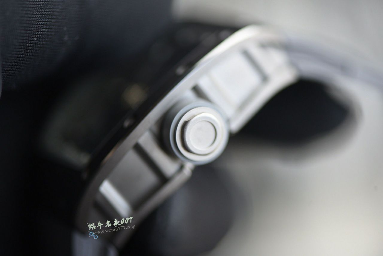 理查德米勒VAUCHER机芯RICHARD MILLE 超高端定制复刻手表版本RM055 NTPT / RM055VAB