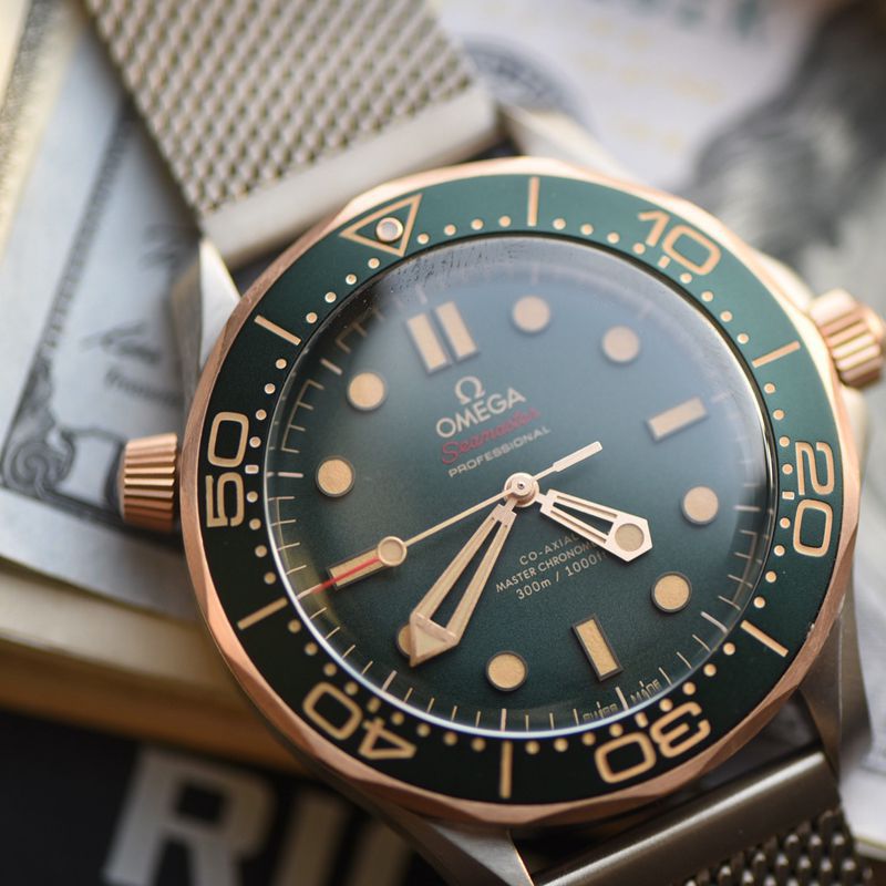 视频评测VS欧米茄无暇赴死海马300米210.90.42.20.10.001腕表