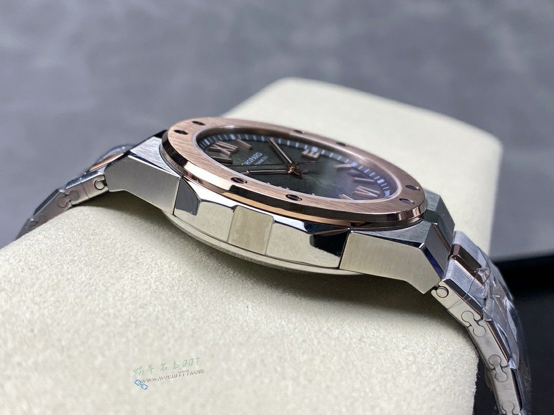 GH萧邦雪山傲翼集合 / XB092