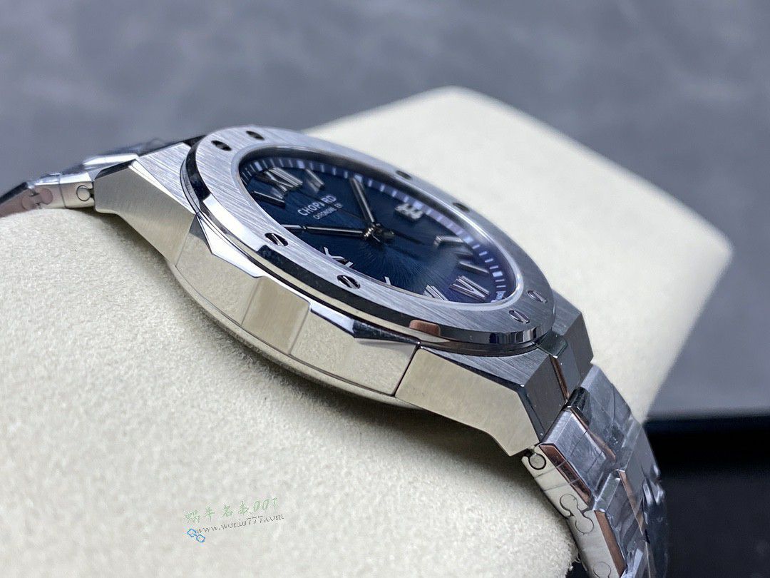 GH萧邦雪山傲翼集合 / XB092