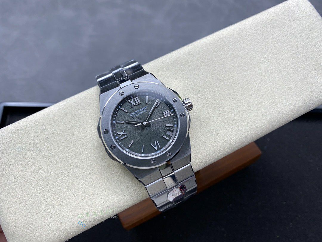 GH萧邦雪山傲翼集合 / XB092