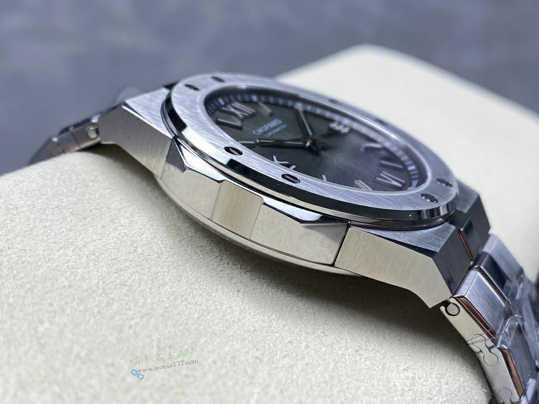 GH萧邦雪山傲翼集合 / XB092