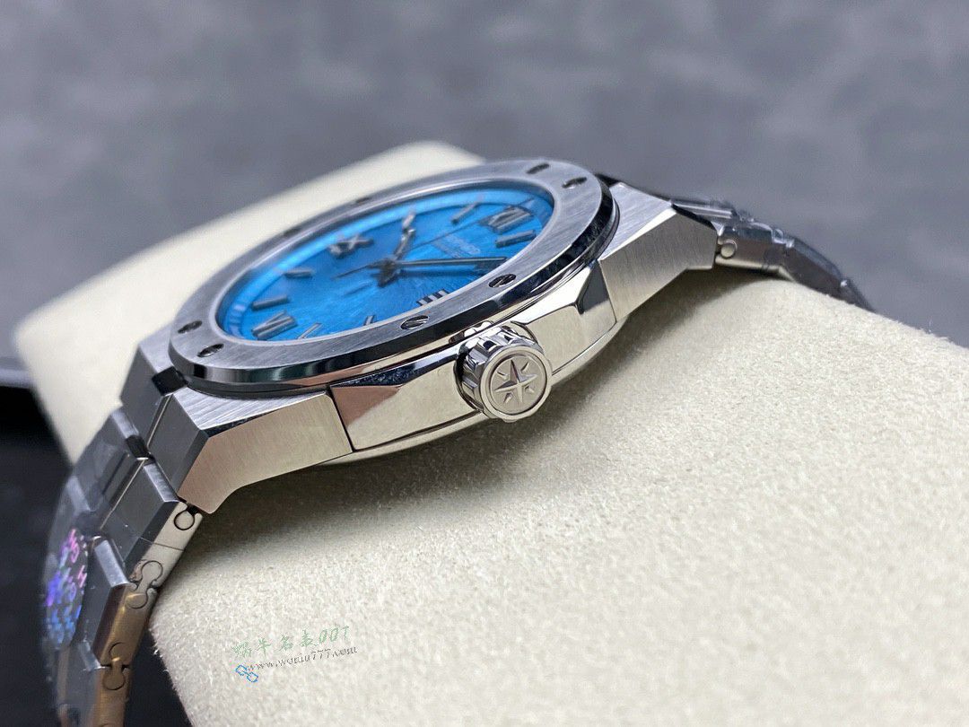 GH萧邦雪山傲翼集合 / XB092