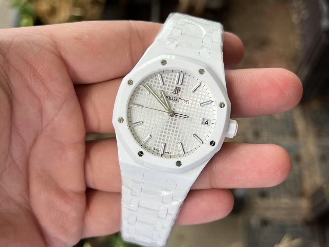 APS新品爱彼cal.4302一体机15500全陶瓷款式手表全新到货 / AP322