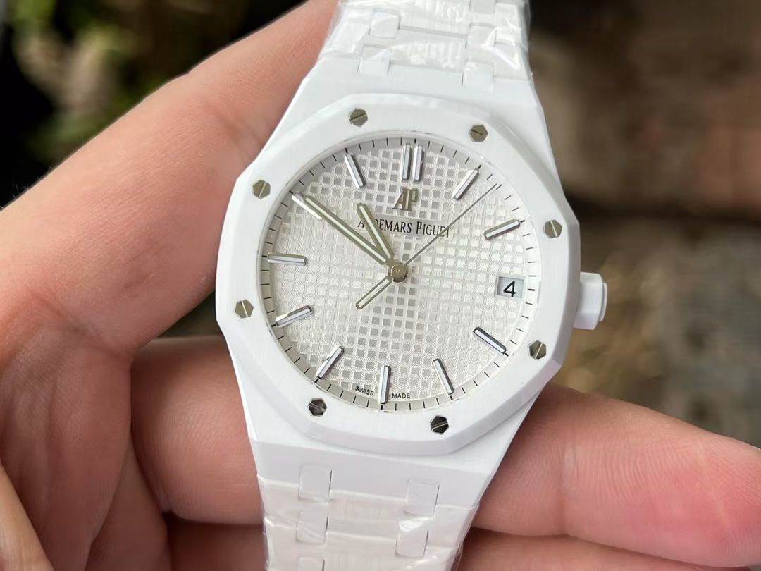 APS新品爱彼cal.4302一体机15500全陶瓷款式手表全新到货 / AP322