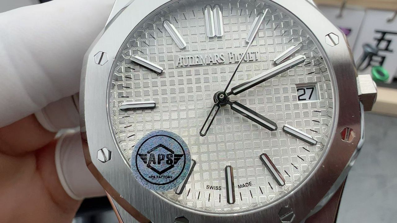 APS厂爱彼皇家橡树系列15510ST.OO.1320ST.08腕表 / AP326