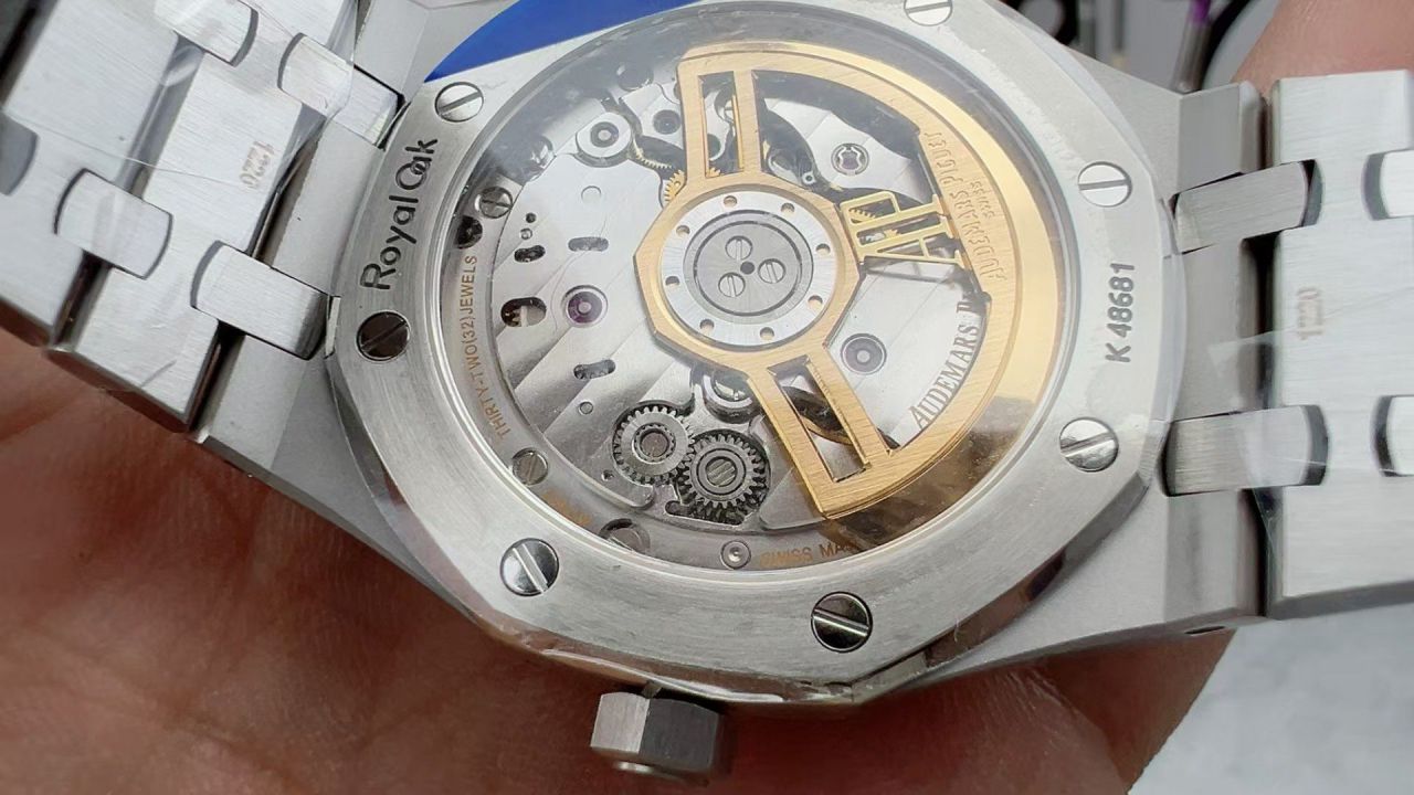 APS厂爱彼皇家橡树系列15510ST.OO.1320ST.08腕表 / AP326