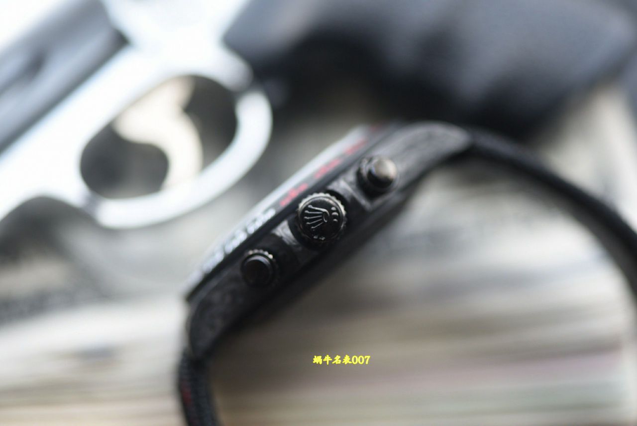 N厂行业最高版本Diw定制版ROLEX劳力士迪通拿全碳纤维壳腕表 / R989