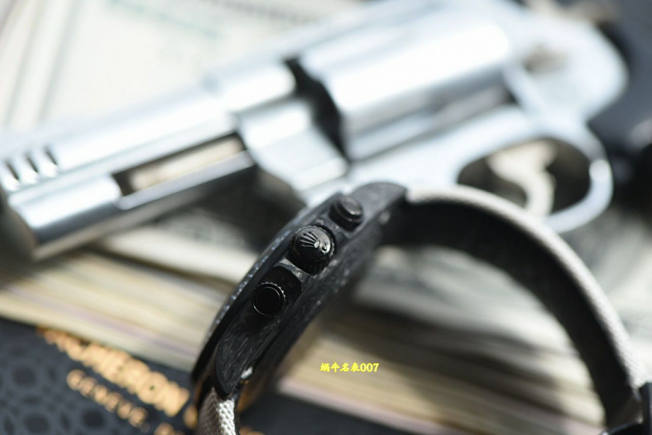 N厂行业最高版本Diw定制版ROLEX劳力士迪通拿全碳纤维壳腕表 / R991