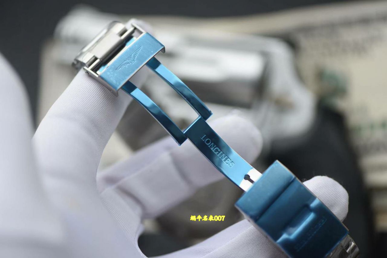 视频评测浪琴康卡斯复刻手表水鬼深绿色陶瓷表圈 / L187