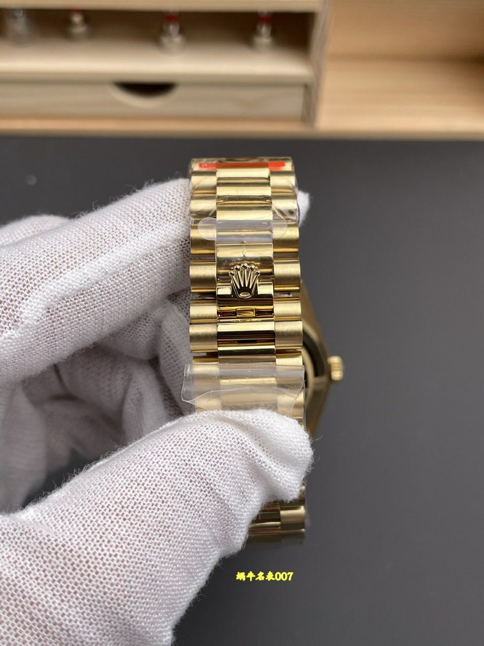 QF厂配重黄冰糖劳力士星期日历型系列m228238-0005腕表 / R1023