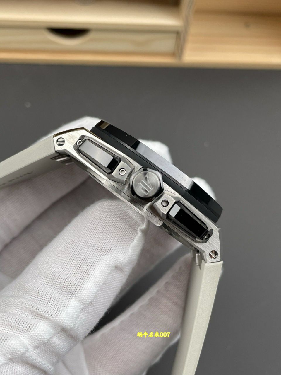 APS厂爱彼皇家橡树离岸型26420SO.OO.A600CA.01沙漠渐变盘腕表 / AP361