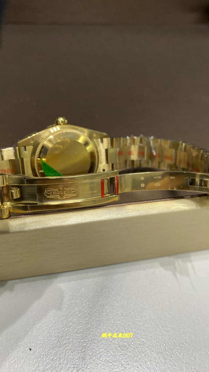 A+31mm蛇年限定渐变红劳力士日志女表278289RBR-0028，278278-0049，M278288RBR-0041 / R1027