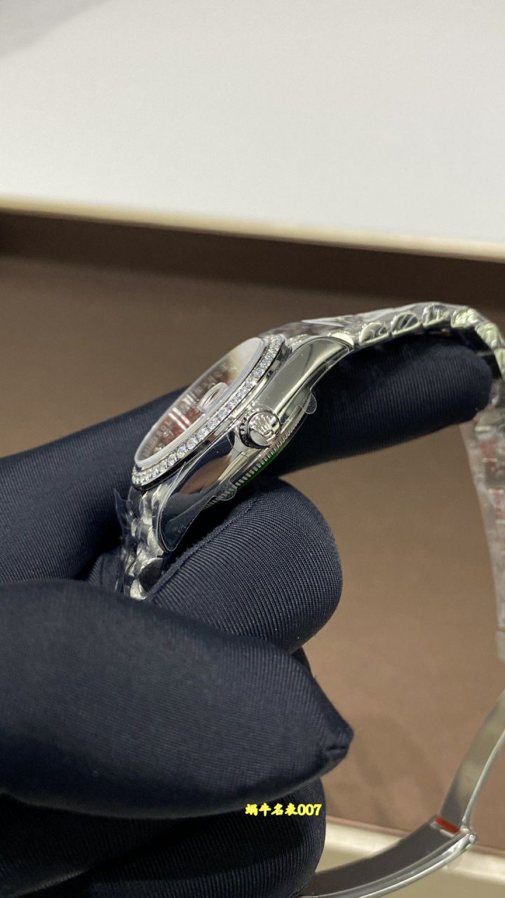 A+31mm蛇年限定渐变红劳力士日志女表278289RBR-0028，278278-0049，M278288RBR-0041 / R1027